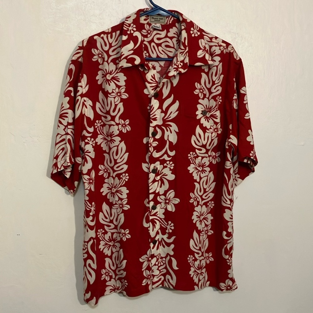 Aloha Hut Hawaii Red Floral Hawaiian Shirt rayon men’s Large coconut buttons